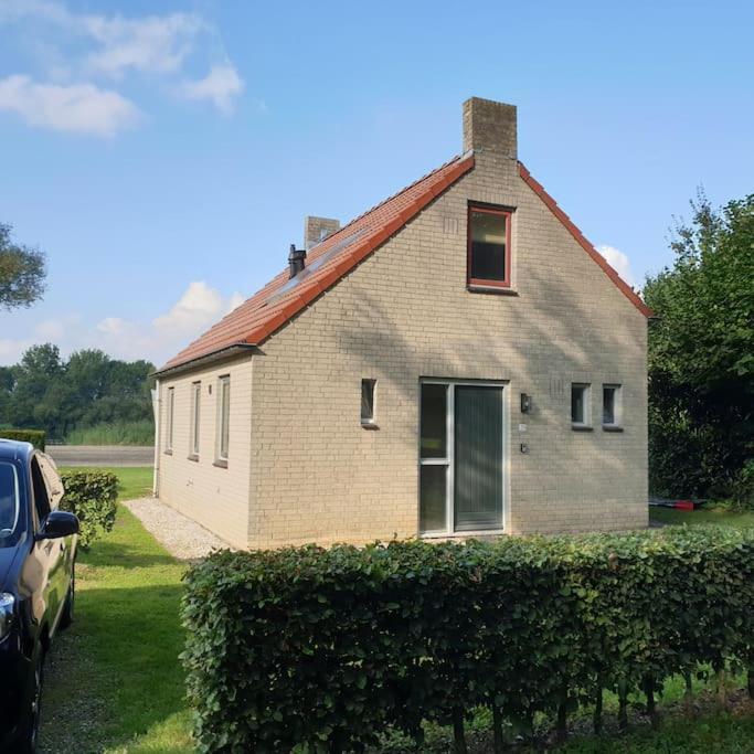 Gezellige Vakantiewoning Aan Het Water In Ewijk - Recreational Only No Workers Exteriér fotografie