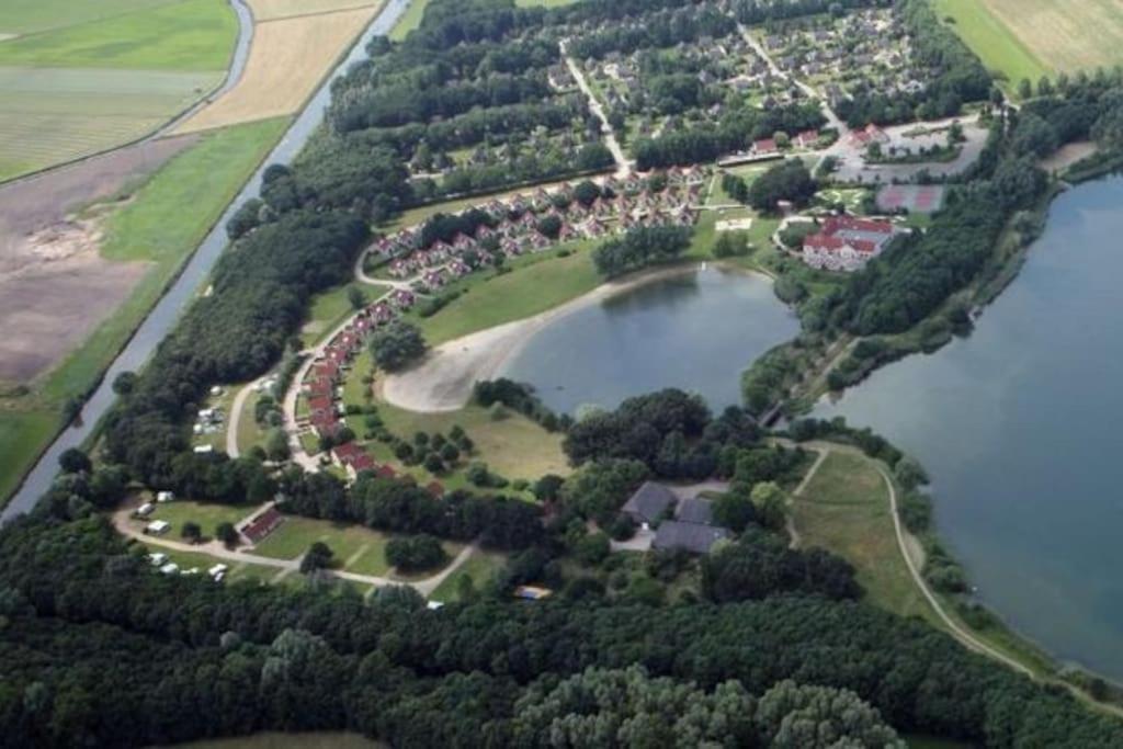 Gezellige Vakantiewoning Aan Het Water In Ewijk - Recreational Only No Workers Exteriér fotografie