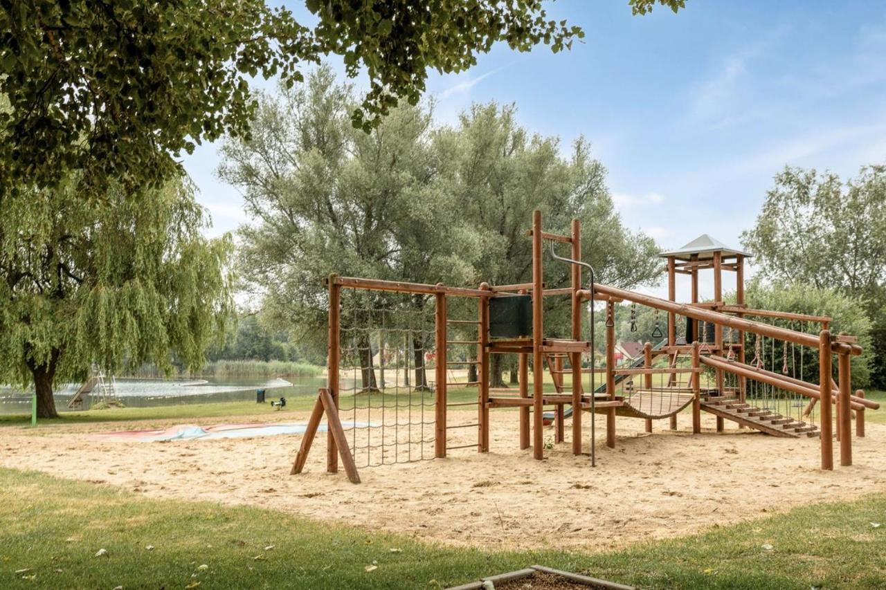 Gezellige Vakantiewoning Aan Het Water In Ewijk - Recreational Only No Workers Exteriér fotografie