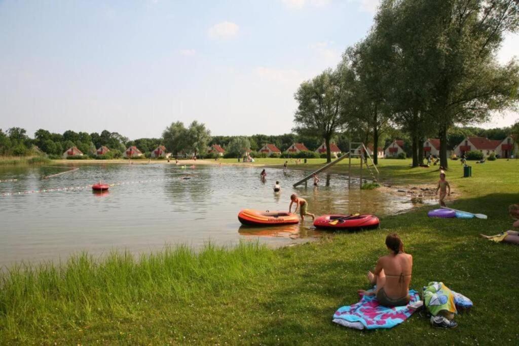 Gezellige Vakantiewoning Aan Het Water In Ewijk - Recreational Only No Workers Exteriér fotografie